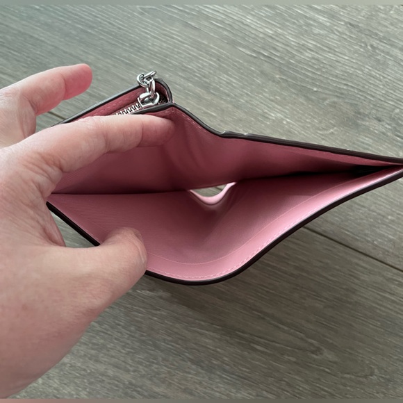 NWT Coach Pink Sundae Wallet and Hand Purse from their Boardwalk Collection - Picture 7 of 10